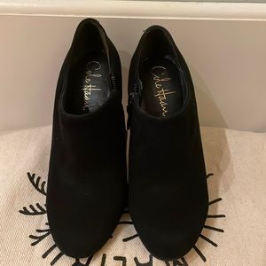 Women’s size 4, 3.5 inches tall